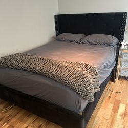 Queen Black Tufted Velvet Bed + Barely Used Hybrid Mattress 