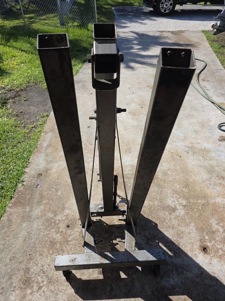 1 Ton Engine Hoist / Cherry Picker – Folding Hydraulic Lift (Needs TLC)