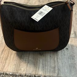 AUTHENTIC MICHAEL KORS PURSE