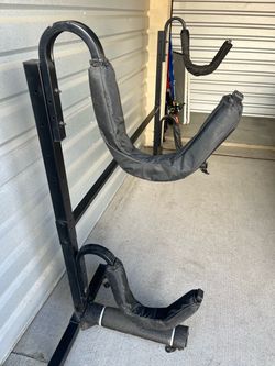 Kayak stand