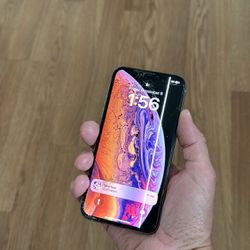 Iphone XS Screen And LCD REPLACEMENT$55