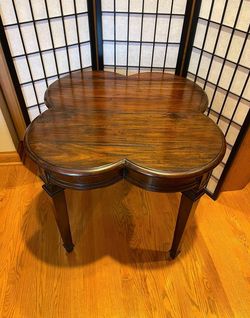 Gorgeous Side Table By Bernhardt Furniture