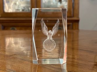 Gorgeous Solid Crystal 3D Etched Eagle Over World Paperweight or Decor Piece