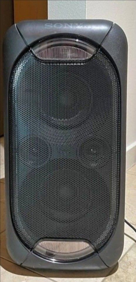 Sony Bluetooth Speaker In Great Condition.