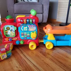 Vtech Sit-to-Stand Ultimate Alphabet Train