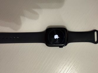 Apple Watch 7 (LTE wireless)
