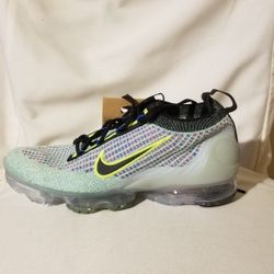 Nike Air Vapormax 2021 Size 6y