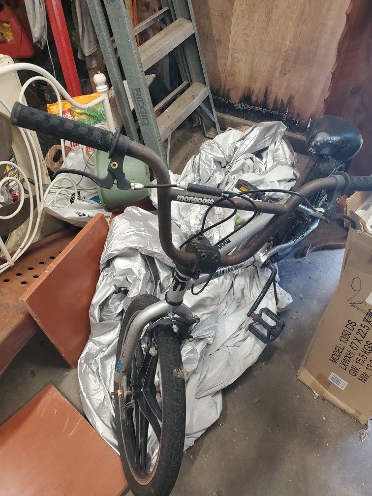 Used Mongoose Legion BMX Bike – Needs a Little TLC