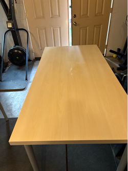 Large lightweight tables