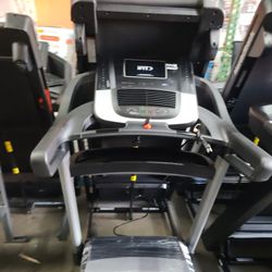 Nordictrack T 7.5S treadmill - 12% incline 12mph max speed- 549$