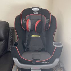 Graco Car seat 