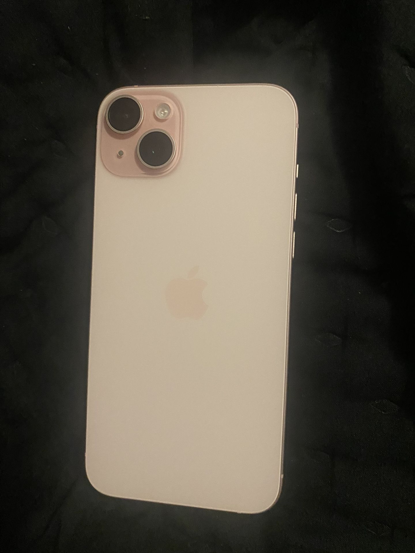 iPhone 15 Plus (pink)