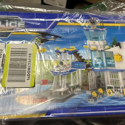 For Sale City Police Station Building Sets, 850 Pieces STEM Toy with Helicopter, Airplane, Boat, Marine Police Station, Gift for Kids Ages 6-12