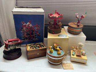 Vintage Antique Music Boxes