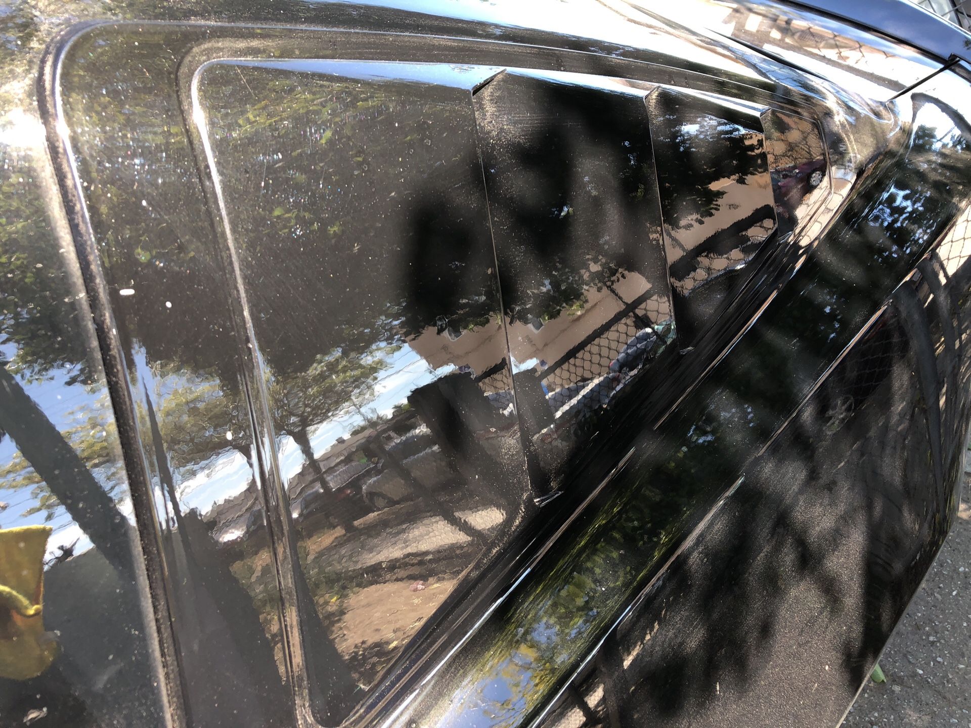 05-14 mustang MMD Quarter window louvers (left and right)