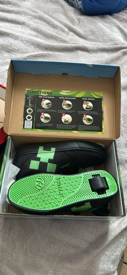 Minecraft Heelys size 7