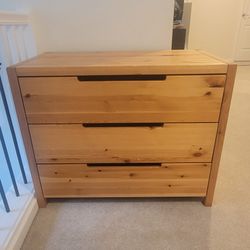 Free 3 Drawer Dresser