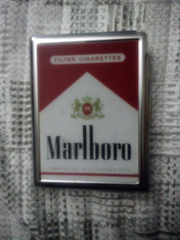 ice box cigarette Marlboro Menthol Ice Box Fsc King - CTN