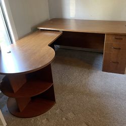 L-Shaped Office Desk – Must Sell (Moving!)