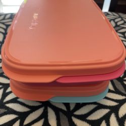 Tupperware Set 