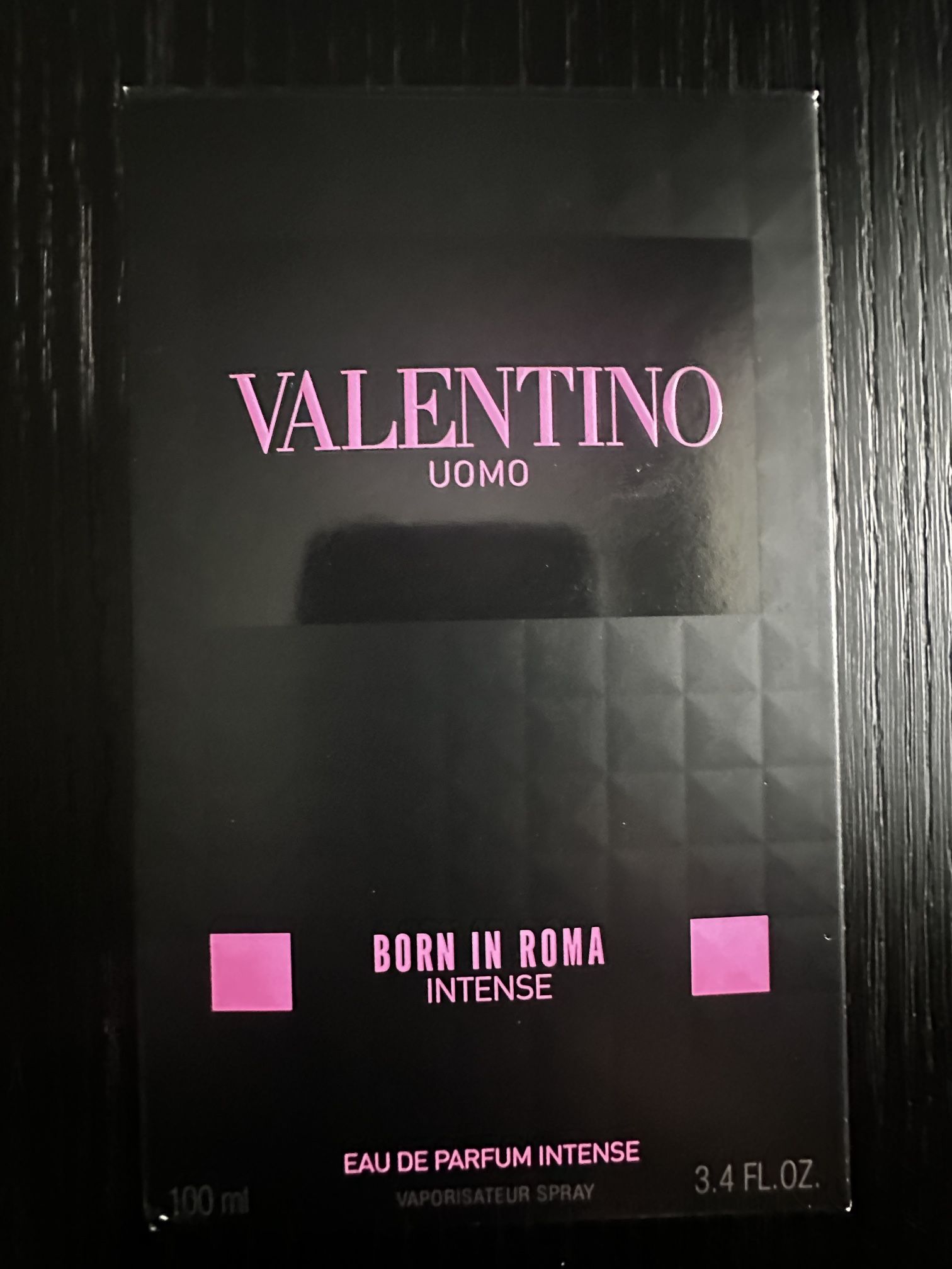 Valentino born in roma edp intense