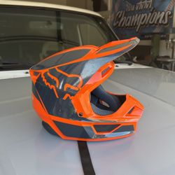 Fox Youth Dirt Bike Helmet