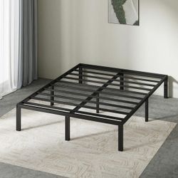 king heavy duty platform bed frameKing steel heavy duty platform bed frame. Used.

King bedding/comforter sets available new in box to bundle for disc