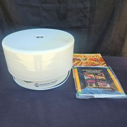 American Harvest Snackmaster Food Dehydrator - Includes Manuals & Recipe Books!