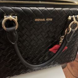 black mk purse
