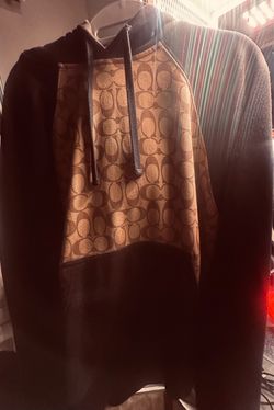 Men’s medium coach hoodie