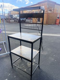 4-Tier Kitchen Bakers Rack with Power Outlet