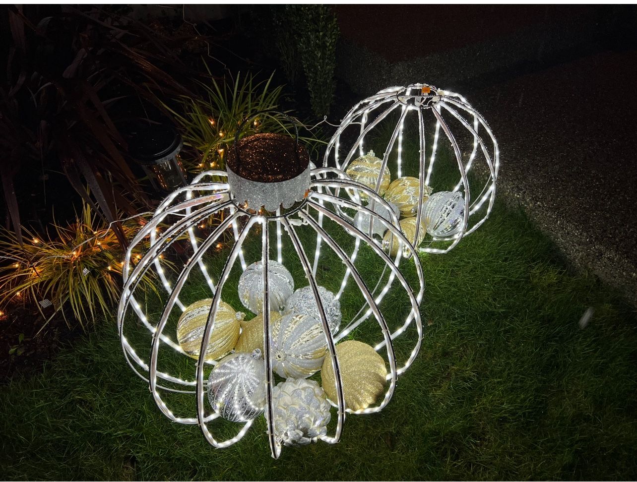 Christmas Outdoor Decor