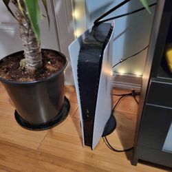 PS5 Digital Edition (used,good condition) (SHIPPING  ONLY)