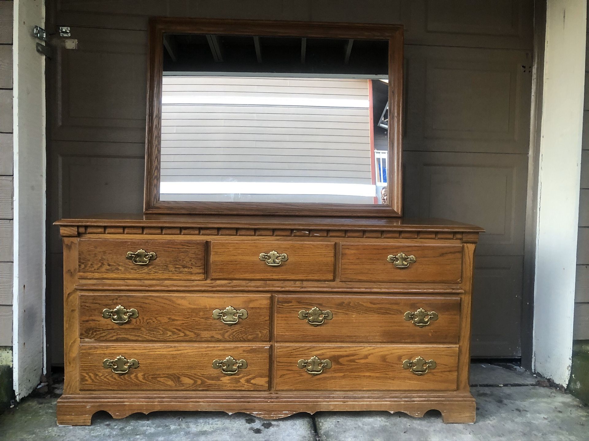 7 Drawer Cherry Wood With Mirror