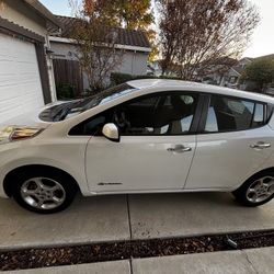2013 Nissan Leaf SV