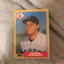 1987 Tops Roger Clemens Baseball Card