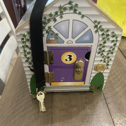 Melissa And Doug Wooden House With Doorbell And Keys 