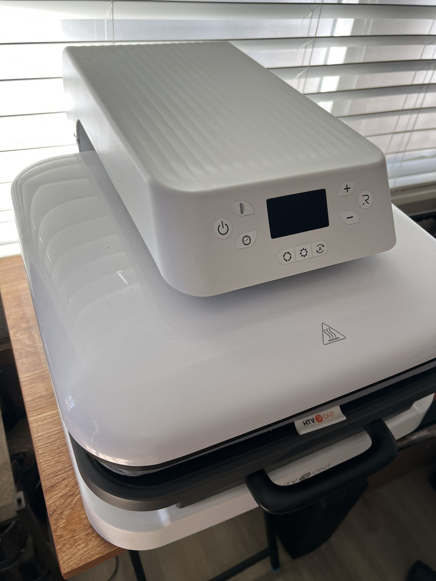 Heat Press For crafting! HTVRONT Auto Heat Press Machine for T Shirts - 15x15 Smart T Shirt Press Machine with Auto Release - Professional Heat Press