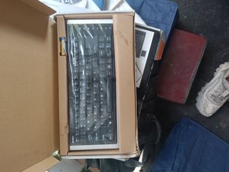 Zippy Bluetooth Keyboard