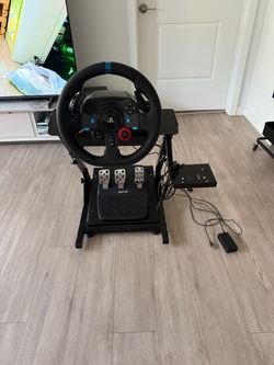 Logitech Steering Wheel & Pedals