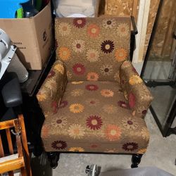 Entrance Chair