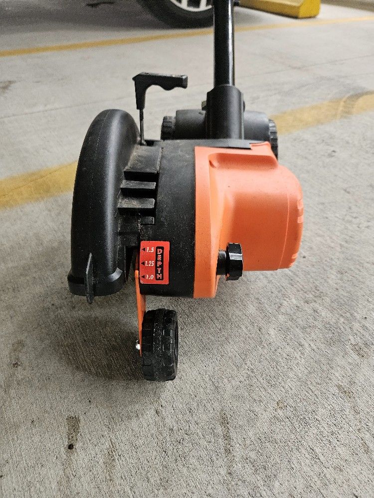 Edger Black&Decker Good Deal