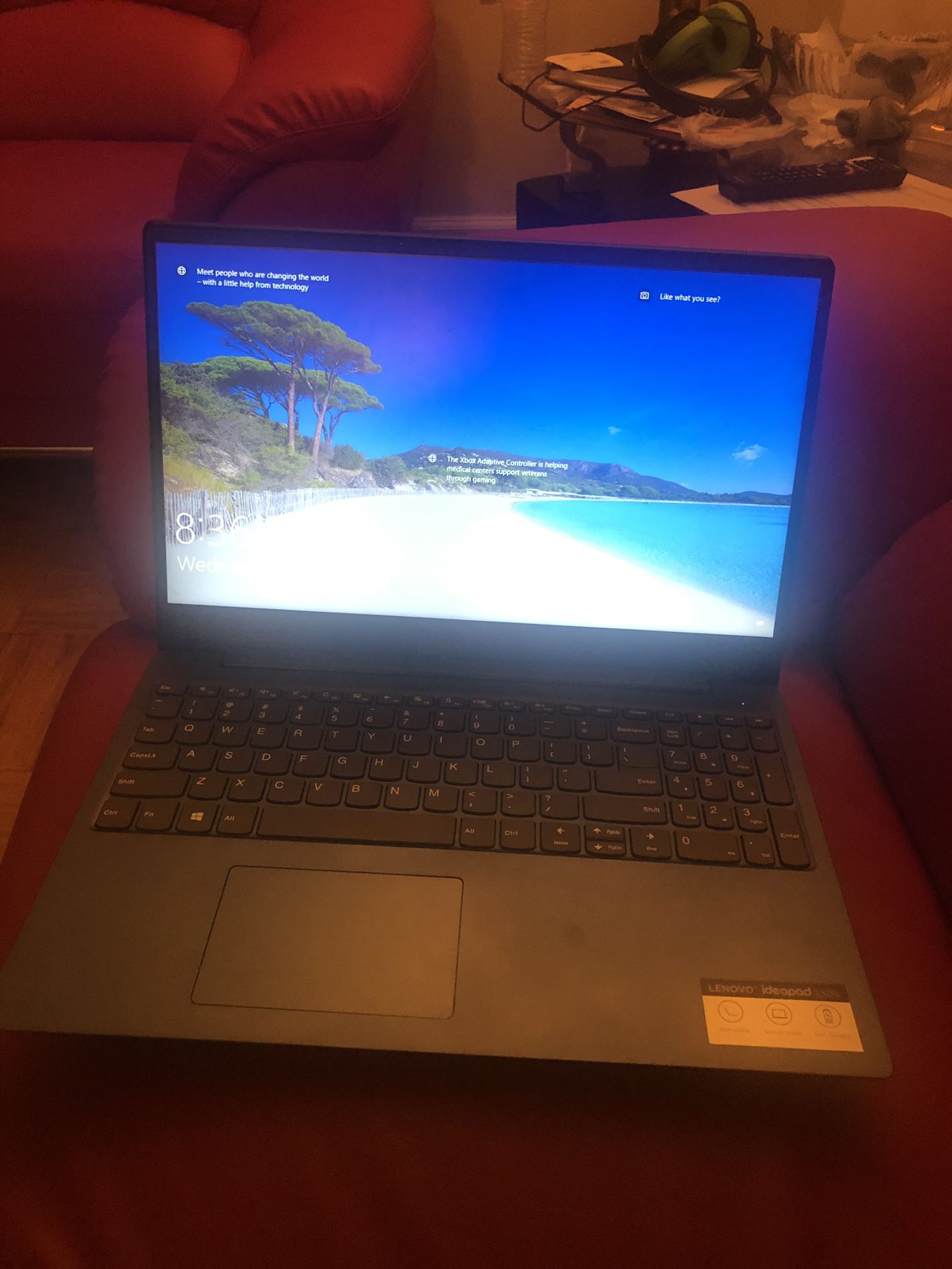 Lenovo - 330S-15IKB 15.6" Laptop - Intel Core i3 - 4GB Memory - 128GB Solid State Drive - Midnight Blue