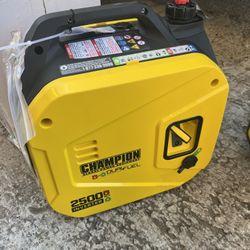 Champion Generator 2500 Watts 