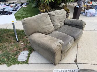 Sofa love seat