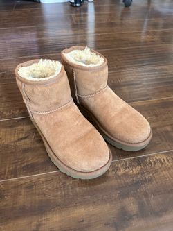 Women’s UGG Classic Mini Boot - Chestnut