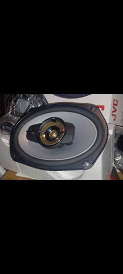 New J V C 6X9" 3 Way 600 WATTS