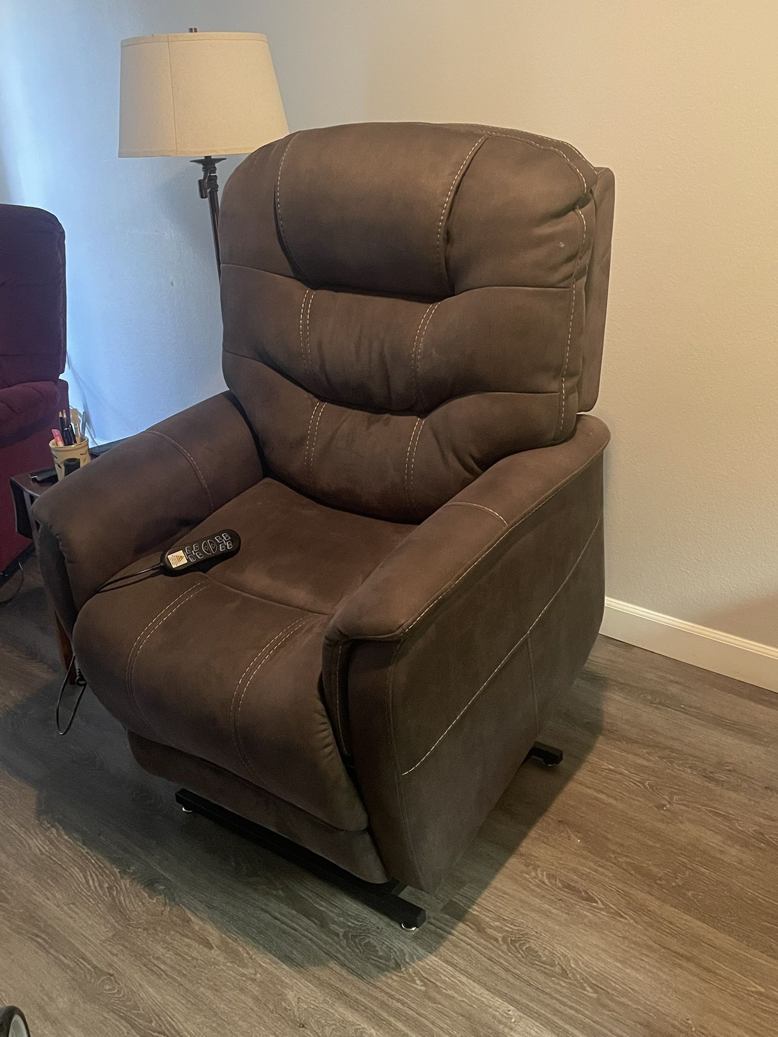 Electric Lift Chair - Brown