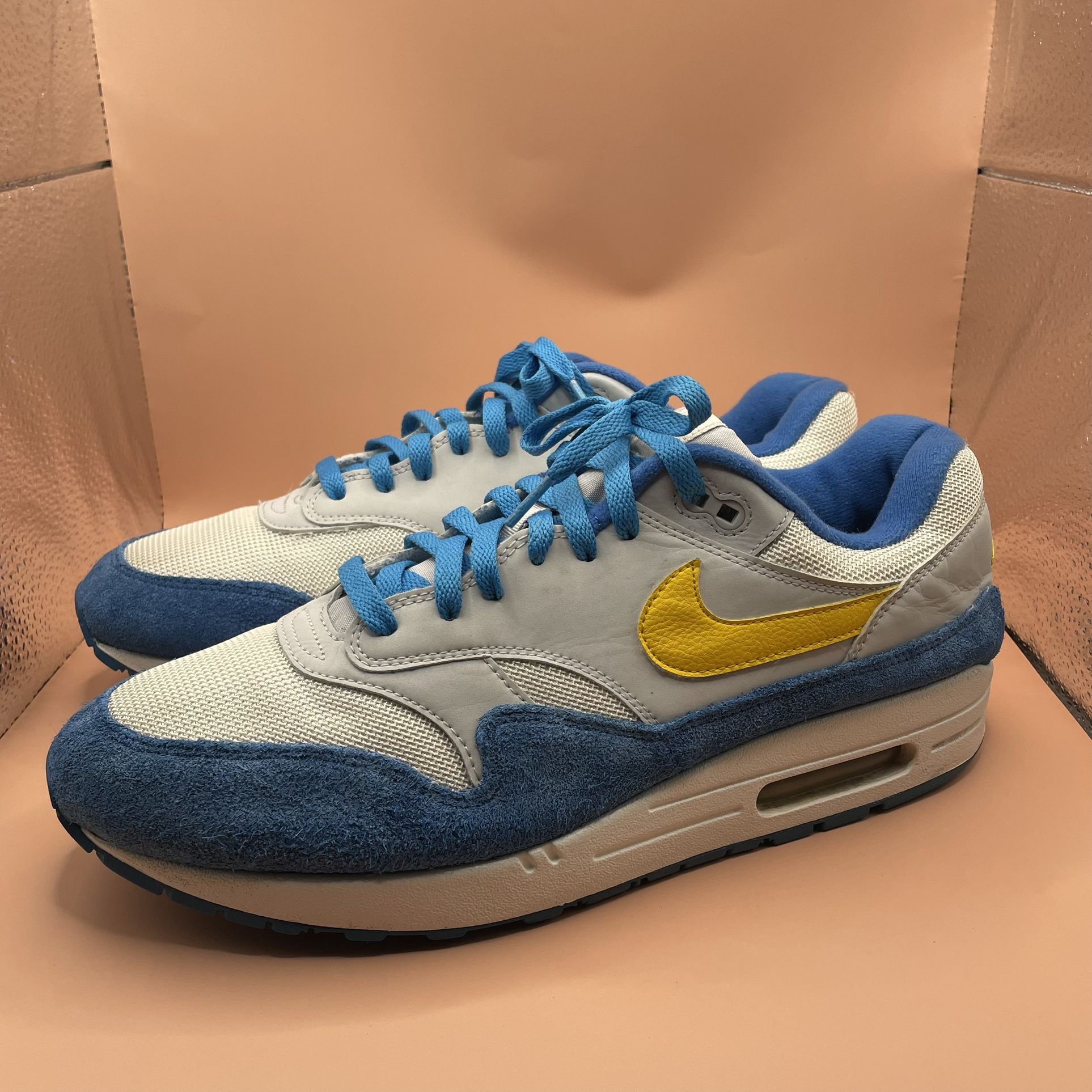 Air Max 1 Size 11.5 Signal Blue