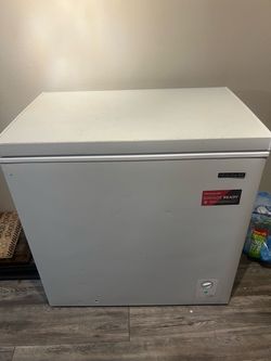 Frigidaire Garage Ready Chest Freezer